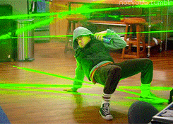 notyoda:  TBBT 6 scenes per season (11/30) 2x18 - The Work Song Nanocluster  Howard: