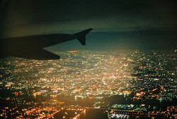 mainroute:  In Flight by Hyougushi on Flickr. 