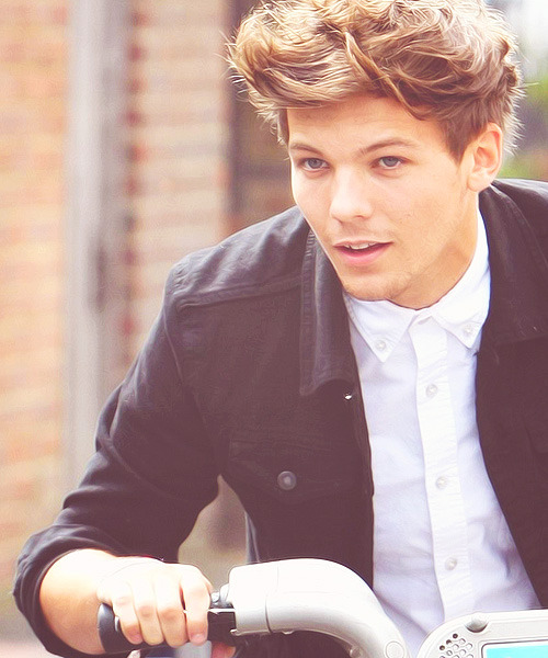 bumkinglouis:  louis today 