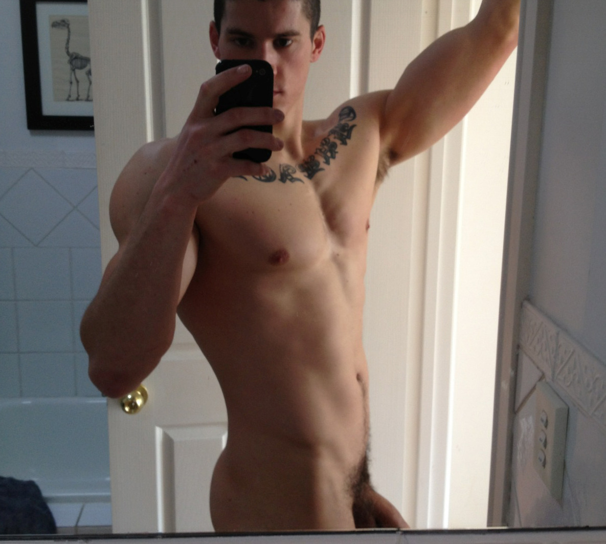 justmenandcocks:  YUM!
