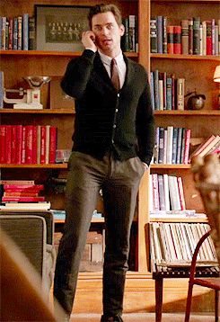 moonchild30:  Neal Caffrey wearing a cardigan appreciation post. 
