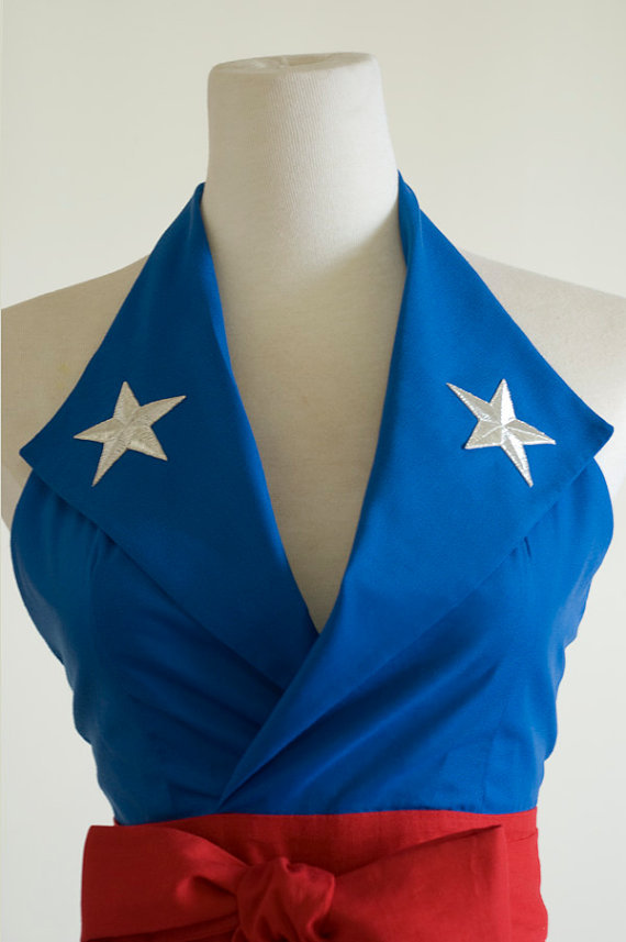 lostsplendor:  Captain America Apron (via  OliviasStudio on Etsy) Hngh. 