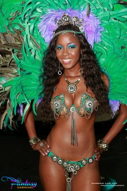 Thecarnivalsexstory:  Damian Luk Pat Photography (Dlphotography)