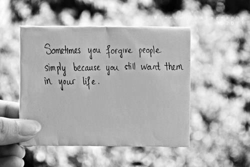 nakedquotes:  Tumblr Best Images &amp; Quotes: UPDATE HOURLY WITH VARIOUS TYPE