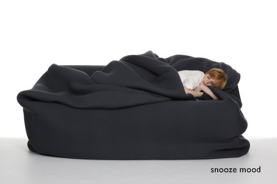 watermelon-spiced-latte:  troyesivan:   “The Moody Couch” an actual pillow nest
