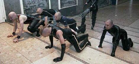 Porn Pics depravpig:  bondagecontrol:  just another