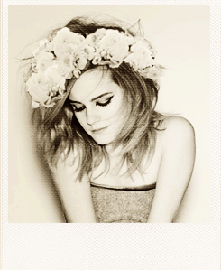 platinium:   «I’m a feminist, but I think that romance has been taken away a bit for my generation.» Emma Watson 