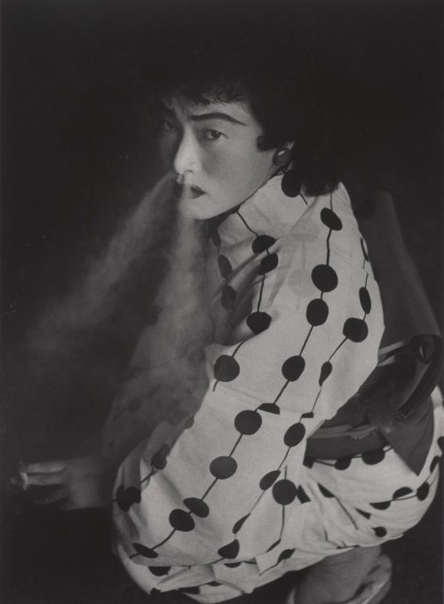 semioticapocalypse: Shomei Tomatsu - Prostitute (Nagoya, 1958)