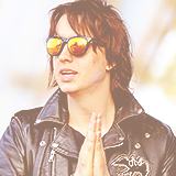 foster-the-people:  Happy Birthday Julian Casablancas! 