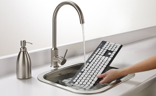 ratherclever: filthysweetie: orientaltiger: Logitech created this washable keyboard: Keyboard cleani