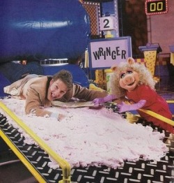 Imremembering:  That One Time Miss Piggy Was On “Double Dare”