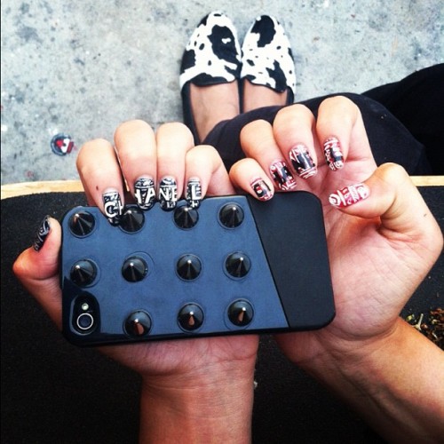 @annmariehoang got our #lsdiphonecase #conecitycase with her #chanel nails by @nikkogray of @kluer .