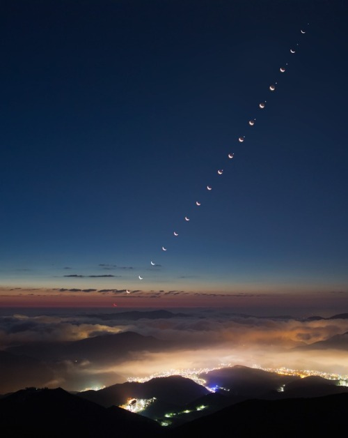 ikenbot:  Moon Meets Morning Star Rising in the dark hours before dawn, wandering Venus now shines as the brilliant morning star. Its close conjunction with the Moon on August 13 was appreciated around planet Earth. But skygazers in eastern Asia were