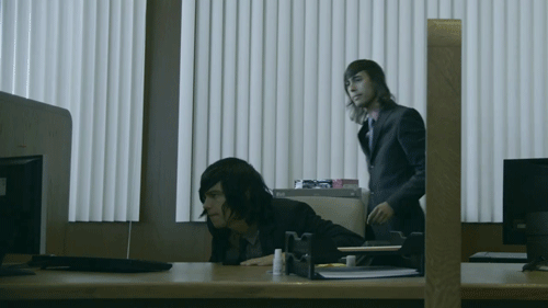 benssshhh:  earthtochey:  jesscepti0n:  thanks to Gary for teaching me how to make GIFs :D  why am i lAUGHING SO HARD AT THIS OMG like look at kellin… HAHAHAHAHHAHAHAHAHAHAHAHA  hes like: “DADDY LOOK” and vics like  “watcha got there buddy”