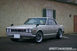 battlestanced:  Toyota 1U V8 swaped Hakosuka