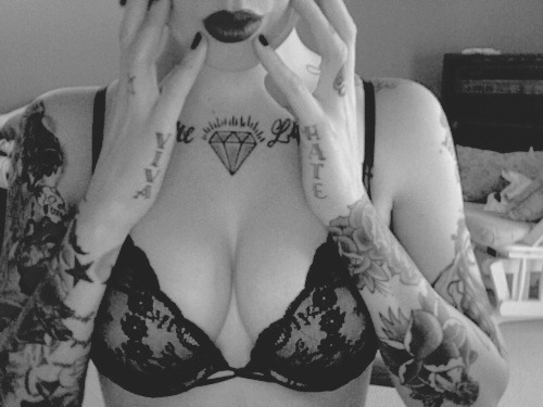 ♥