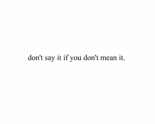 dontbelievehersmile:  black and white blog :) 