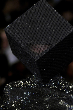 highqualityfashion:   Gareth Pugh SS 08 details