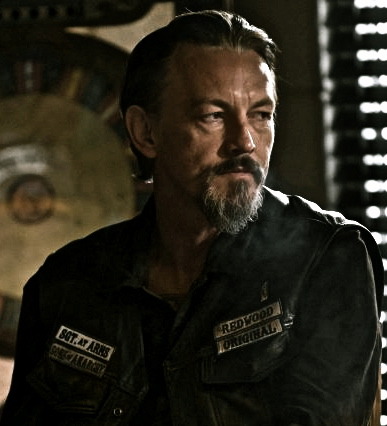 gold-shrapnel:  Sons Of Anarchy- Episode 5.01 [x]Sovereign   