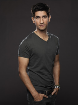 hunksandgifs:  Raza Jaffrey