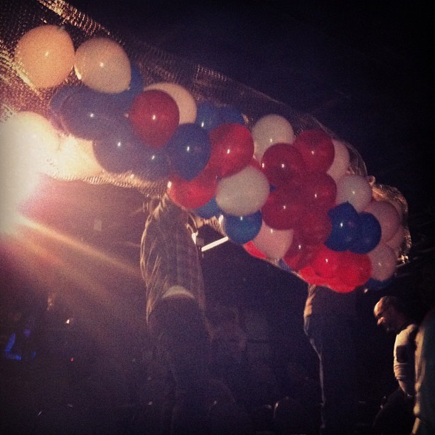 seanpaulellis:  Only documented proof of the fabled and failed balloon drop at yesterday’s