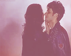 lucyporebelde:  csi-chamel:  forever reblog chameleiras  