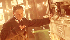 movies-gifs-deactivated20130319:  Fifteen-hundred people went into the sea, when