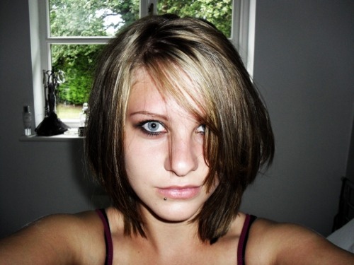 myviceissimilarwomenlove:  experimenting….