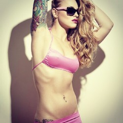 meganreneel:  Working on getting this bod back 100%. Photo by #michaelmagers swimsuit by @bonsoirbella #meganrenee #tattoos #tattooedgirl #fit #inshape #pink #blonde #cut #healthy #sunglasses #model (Taken with Instagram) 