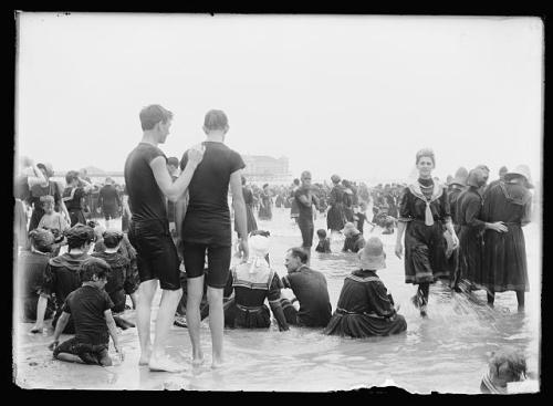 Crowded Beach. Circa 1890-1900. Atlantic City.