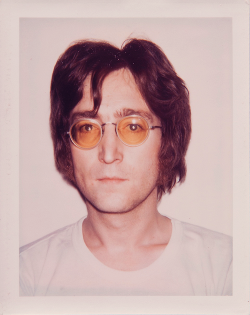 gooddaypennylane-blog:  John Lennon photographed