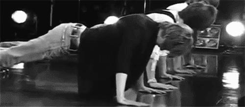babybakuu:  Nice butt Kevin. 