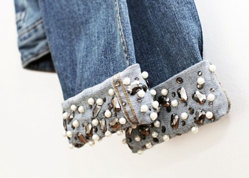 what-do-i-wear:  D.I.Y Sequin trim to boyfriend jeans and cuffed shorts (image: wolfcubchronicles) 