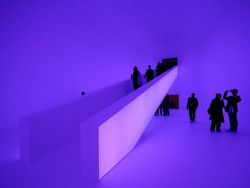 shrinkingunivers:  James Turrell 