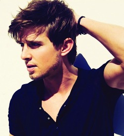 thatsheilatequila:  Drew Van Acker: Plays