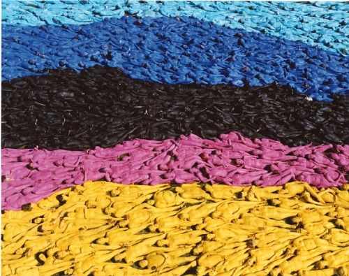 Spencer Tunick. Adormment. http://www.spencertunick.com/