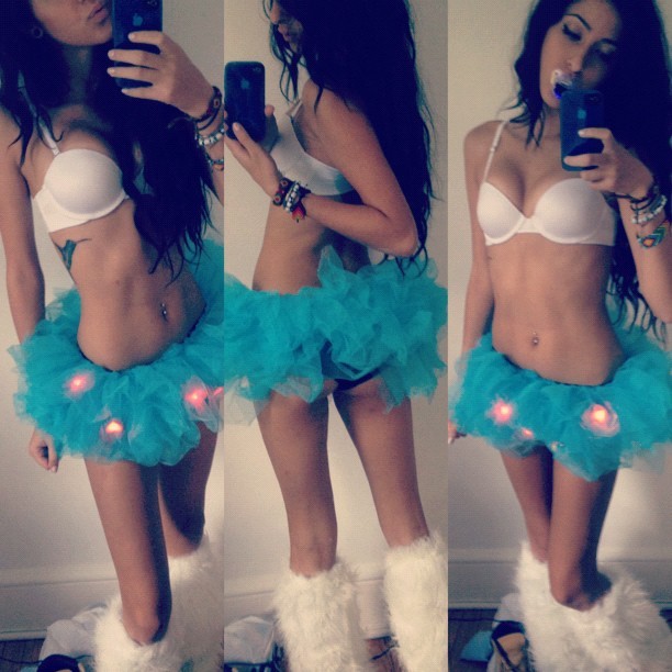 gypsies-soul:  @iheartraves I never had such an amazing tutu! #edm #rave #ezoo #electriczoo