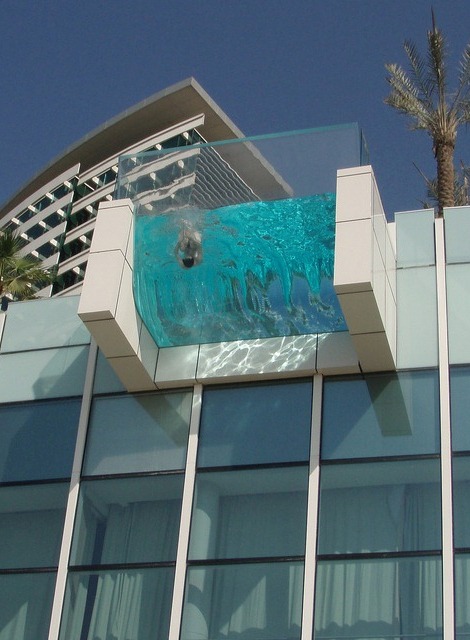 gallifreyanturtles:  Pool sex would be awesome in here!