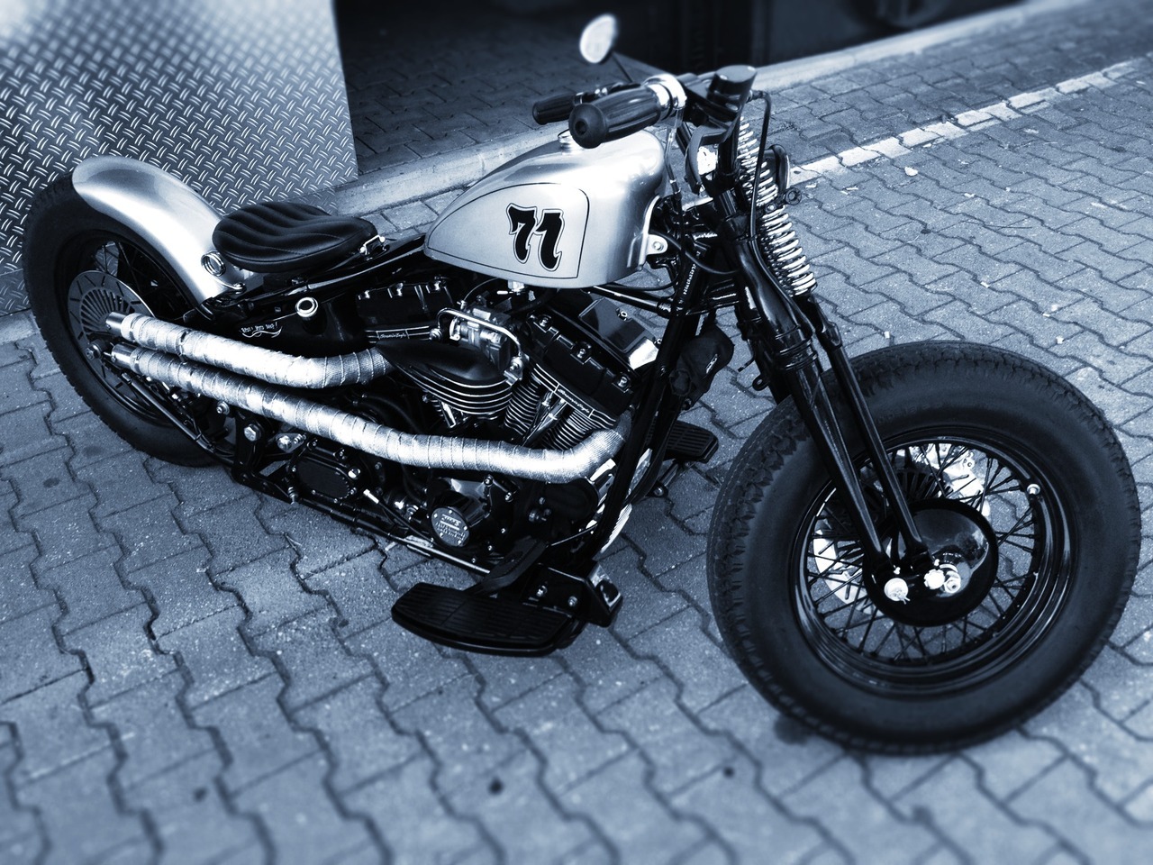 jdpdm:  Harley Davidson, Bobberstyle, 2.2ccm, 140hp