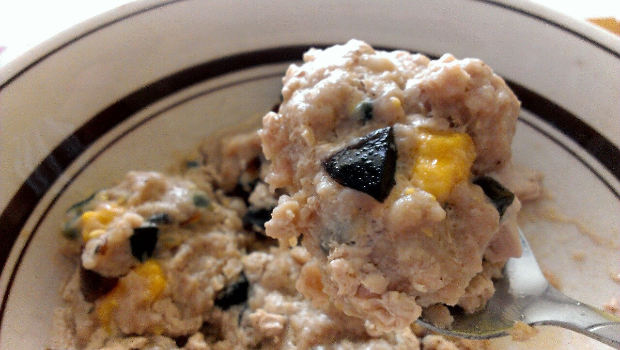 老婆的菜 咸蛋皮蛋蒸肉饼 老婆的菜 咸蛋皮蛋蒸肉饼