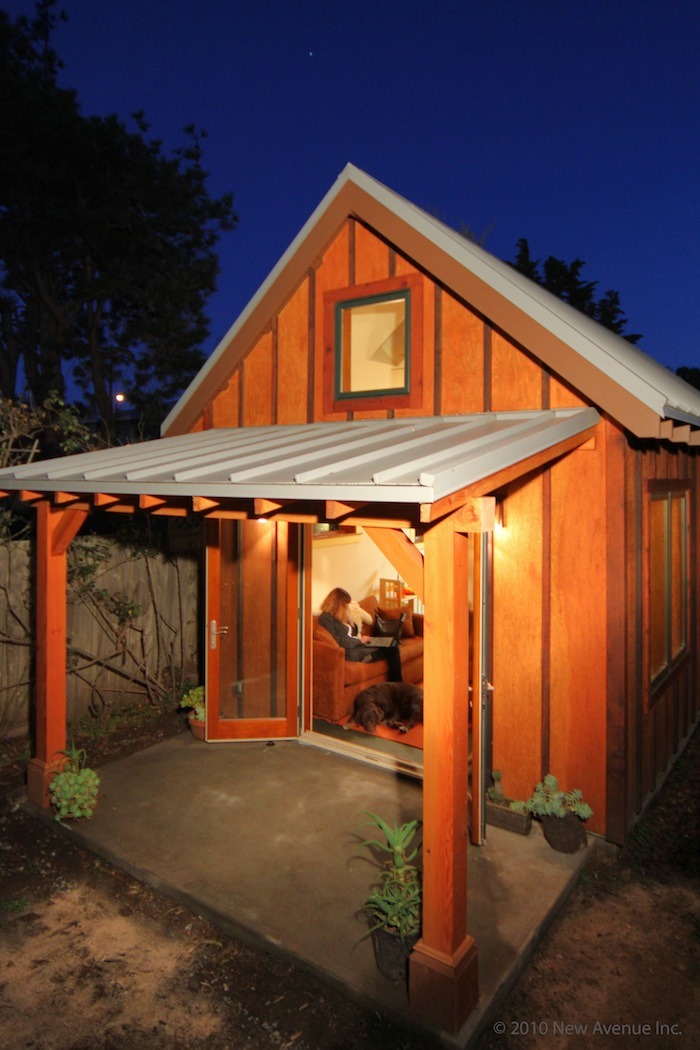 tinyhouseamerica:  melikeyyoulikey:  420 Sq. Ft Net-Zero Energy Tiny House in Berkeley