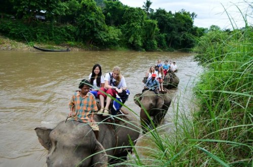 coastal-souls: foot-on-earth: this is amazing! but this is q’d I was just picked for Cambodian-Mis
