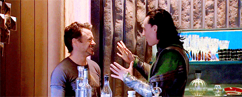 riversongsdaughter:  avenger-kitty-glorious-purrs:  If you tied Tom’s hands behind his back he couldn’t talk.  If you tied Tom’s hands behind his back, the fangirls would be there in an instant. 