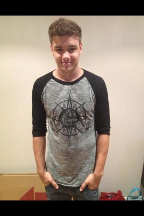 heybabefollowyourdreams:  HAPPY BIRTHDAY OUR BABY <3 WE LOVE YOU SO MUCH! 