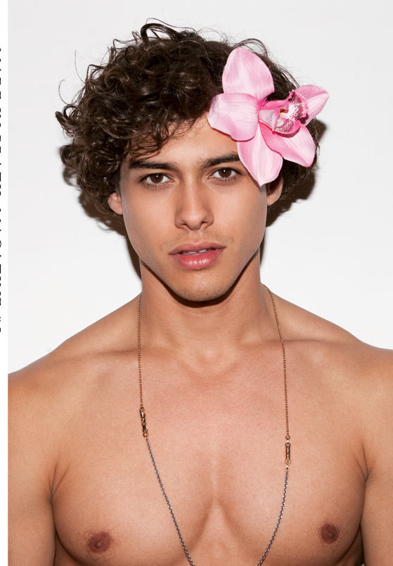 beautifulmensclub:  MORE HOT GUYS
