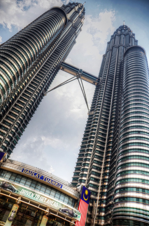 Petronas Towers.jpg (by Duane Storey)