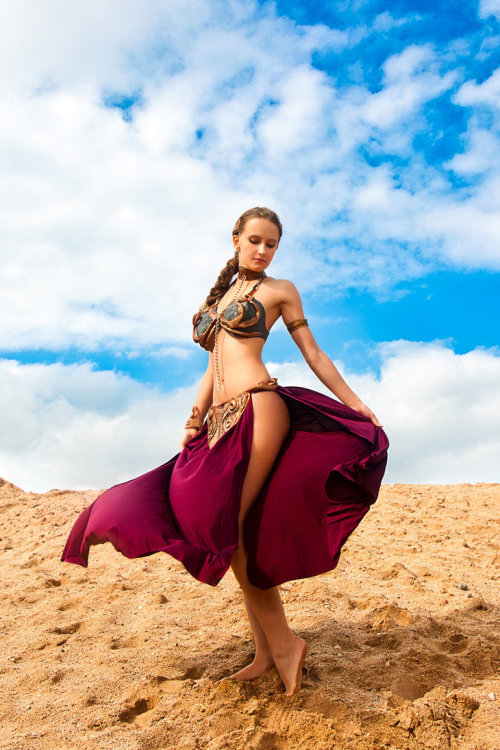 cosgeek:  Slave Leia by Diana Tamarova porn pictures