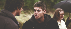 codependentbrothersarchive-blog:  Supernatural Meme: Seven Outfits5- Dean’s hoodie in Faith 