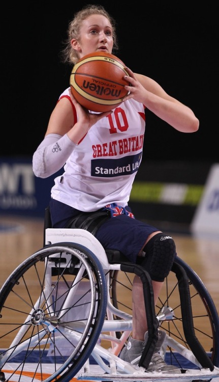 Amy Conroy 19 year old LAK wheelchair basketballer from the UK.  She lost the leg at 13.