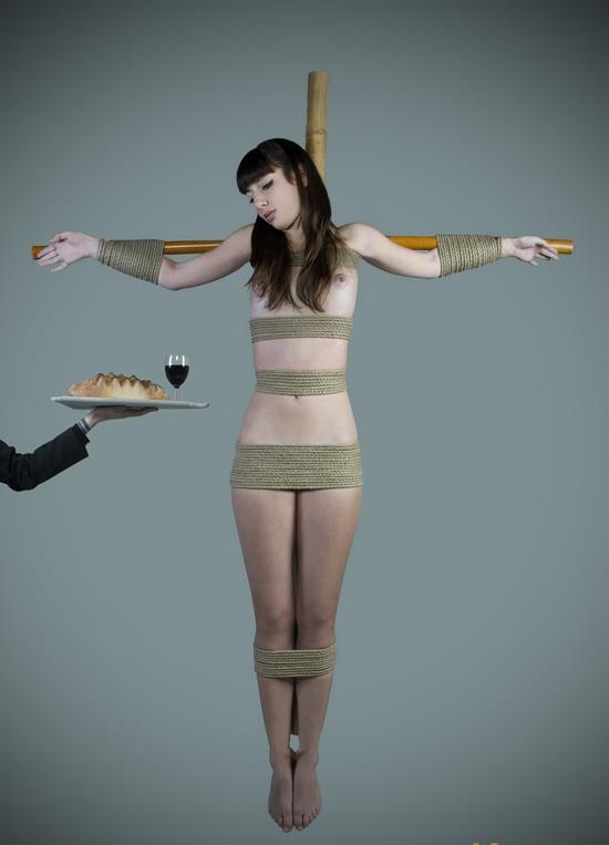 ballerinabondagefairies:  Season’s greetings from the Ballerina Bondage Fairies.